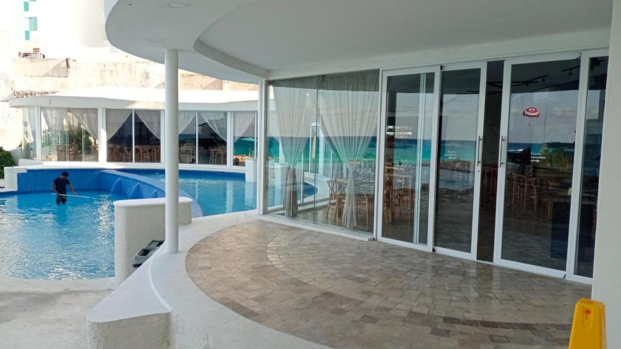 Beachfront Studio With Ocean View كانكون المظهر الخارجي الصورة