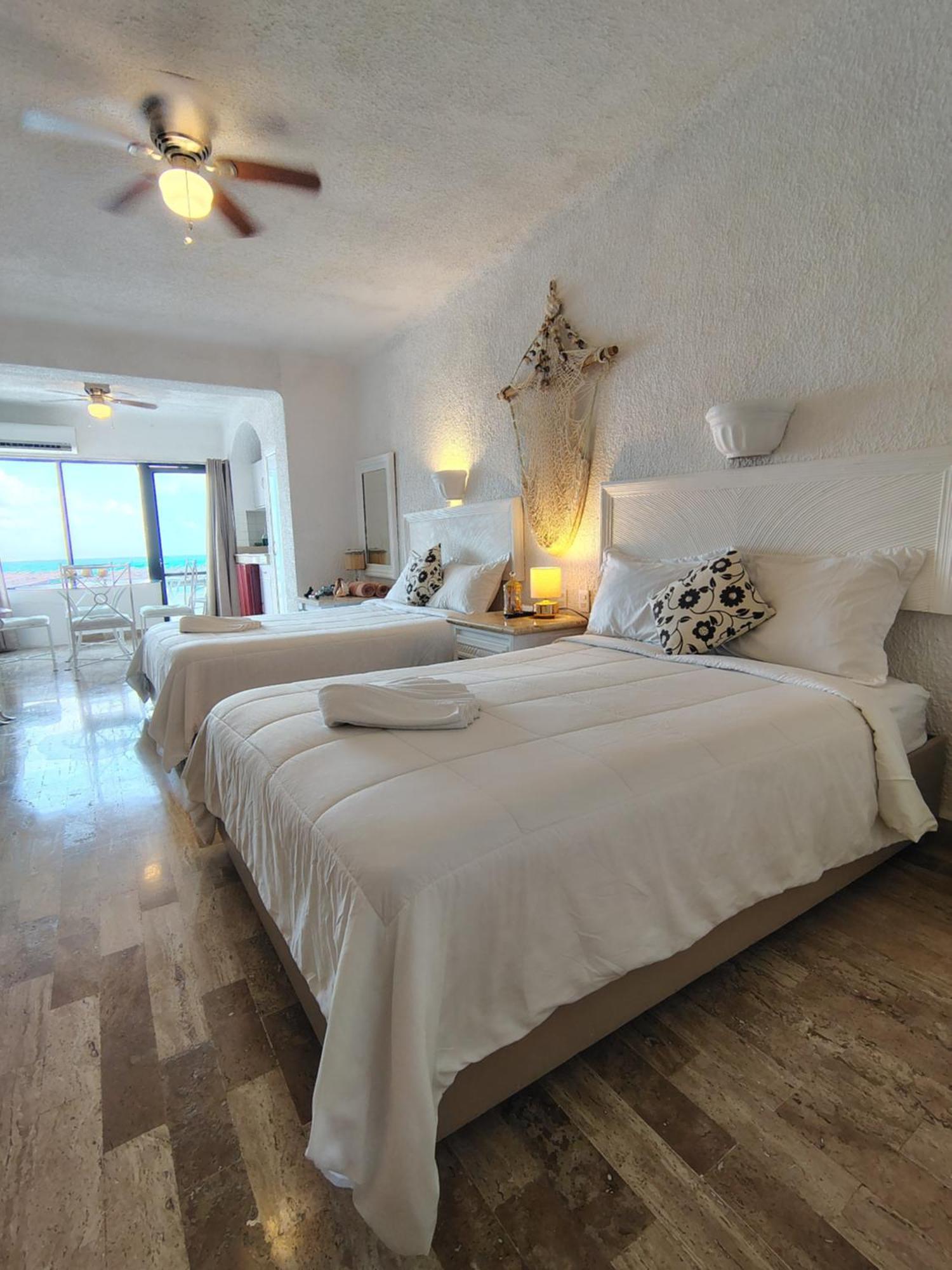 Beachfront Studio With Ocean View كانكون المظهر الخارجي الصورة