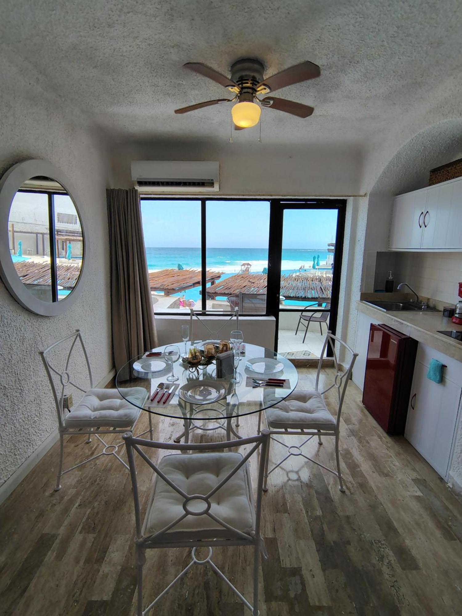 Beachfront Studio With Ocean View كانكون المظهر الخارجي الصورة