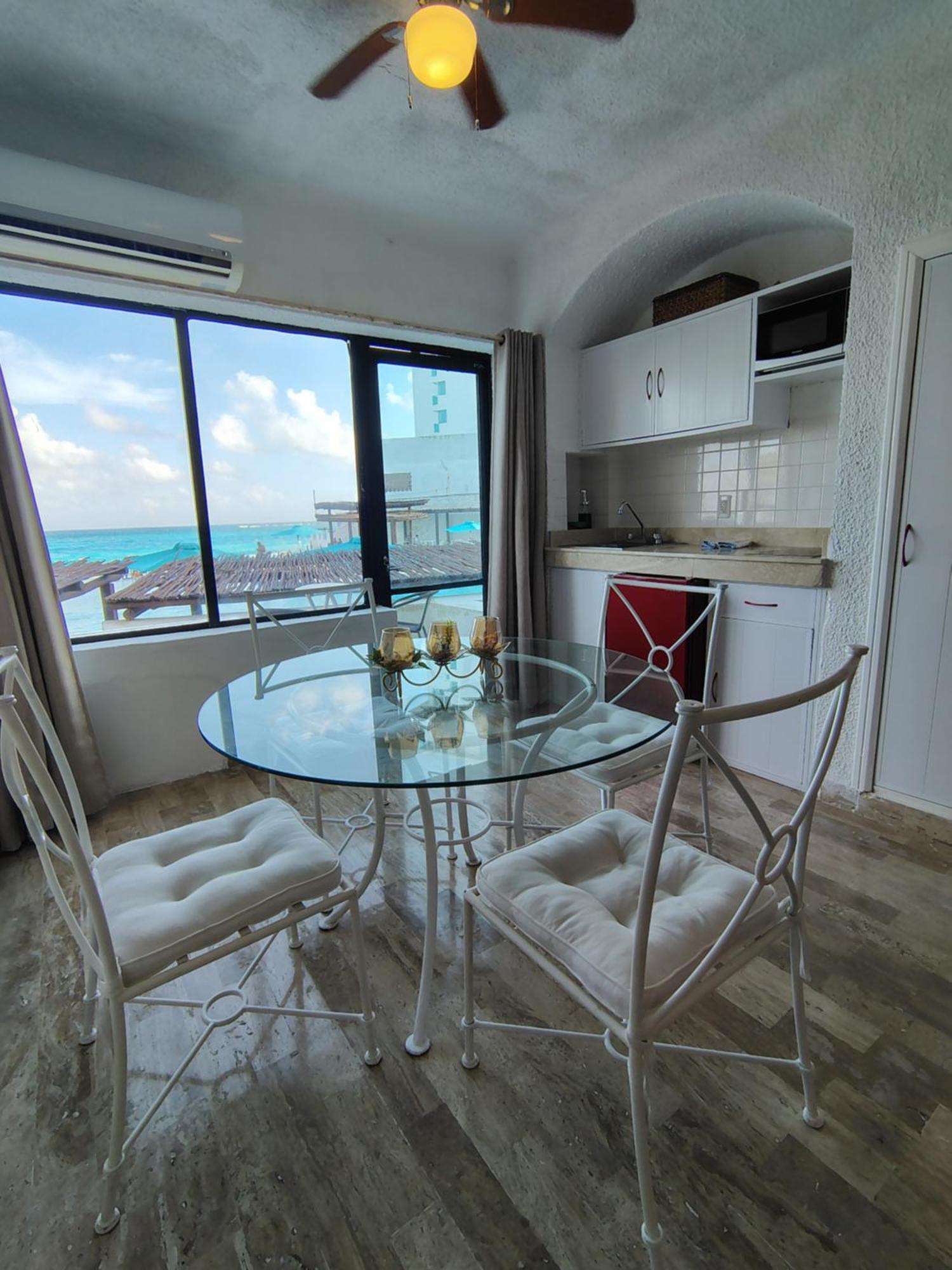 Beachfront Studio With Ocean View كانكون المظهر الخارجي الصورة
